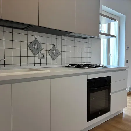 Residenze Planet - Mansarda Terzo Piano - Premium ジュリアノーヴァ